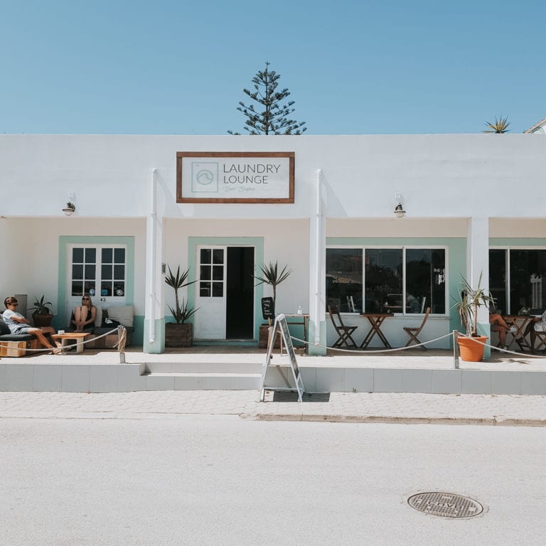 Laundry Lounge in Sagres. Entrance view from the road.