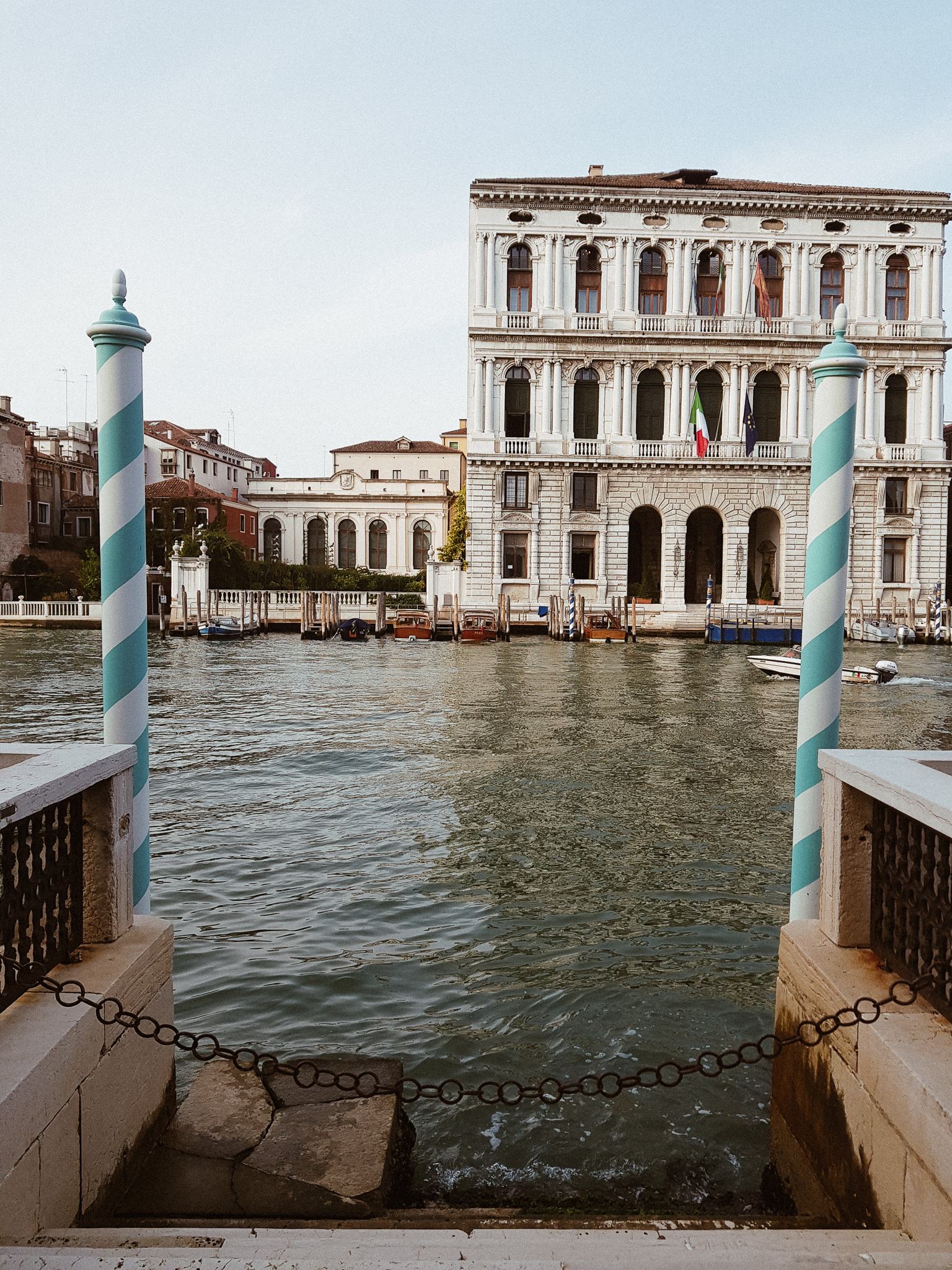 View of the Grand Canal in peggy guggenheim collection